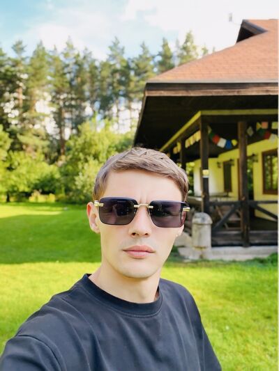  ,   Kiril, 34 ,   ,   , c , 