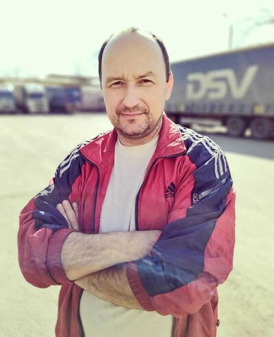  ,   Davyd, 47 ,   ,   , 