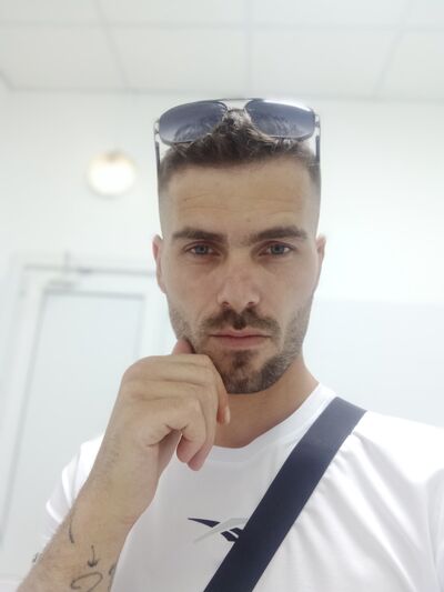 ,   Roma, 33 ,   ,   