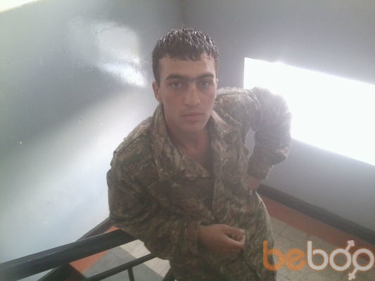  ,   Georgi, 32 ,   