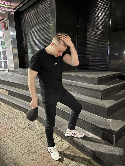  -,   Maksim, 24 ,   ,   