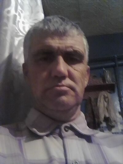  ,   Sergei, 51 ,   c 