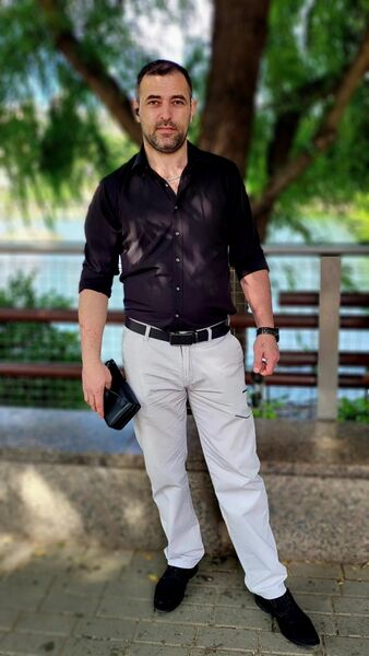  ,   Samvel, 28 ,   ,   