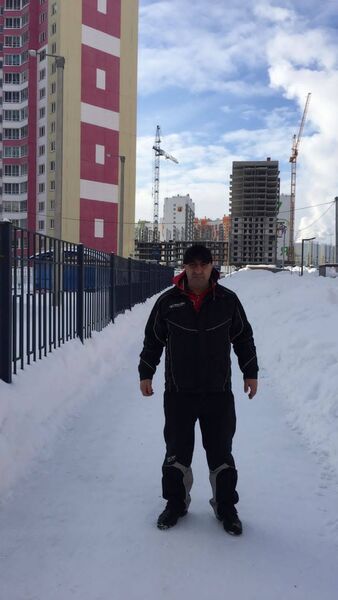  ,   Artyom, 44 ,   ,   