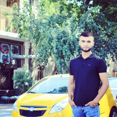  ,   Dastin, 27 ,     
