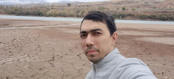  ,   Bohodir, 37 ,   ,   , c , 