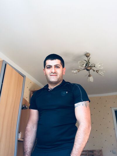  ,   Artur, 38 ,   ,   , c 