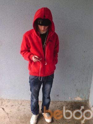  ,   Nikita, 30 ,   