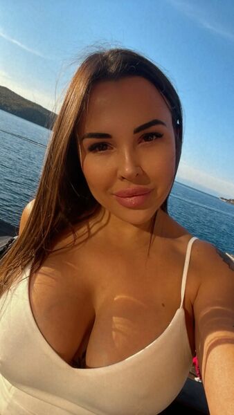  ,   Alena, 25 ,   ,   