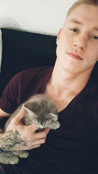  ,   Stas, 25 ,   ,   