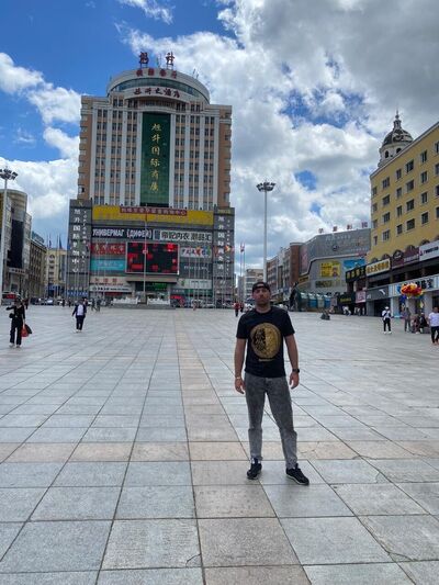  ,   Tomas, 34 ,   