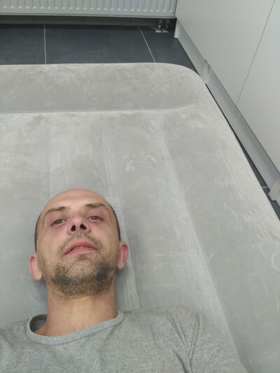  ,   Dima, 37 ,   ,   