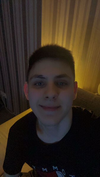  ,   Daniel, 25 ,   ,   