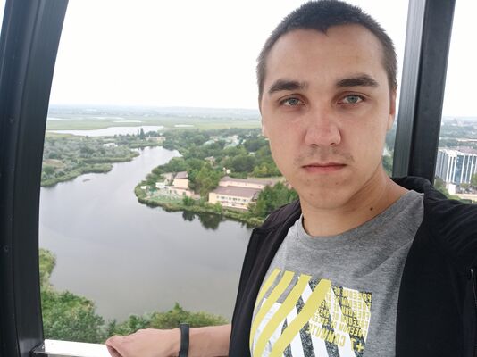  ,   Viktor, 29 ,   ,   