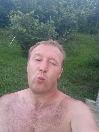  ,   Maksim, 33 ,   ,   