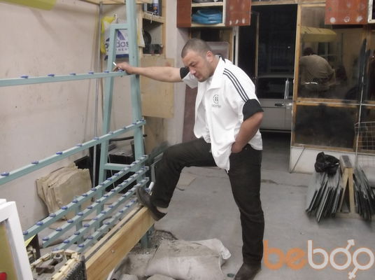  ,   Mr Macho, 44 ,     , c 