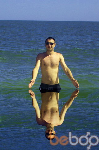  ,   Eugen, 38 ,   