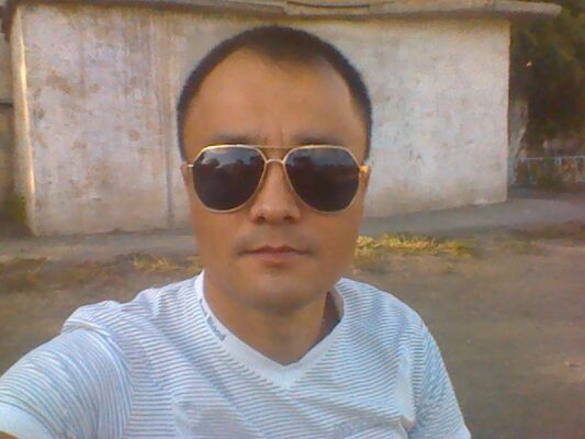  ,   Nurik, 41 ,   