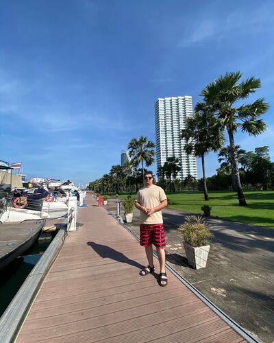  ,   Shuxrat, 33 ,   ,   