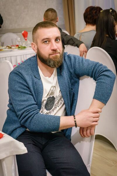 ,   Dennis, 42 ,   ,   