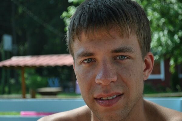  ,   Sergei, 39 ,   ,   , c 