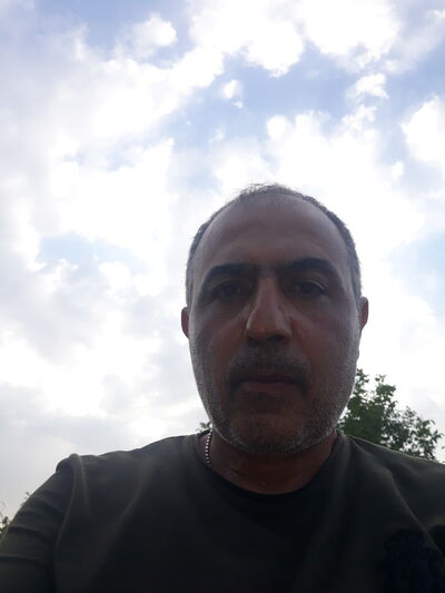  ,   Levon, 53 ,   ,   