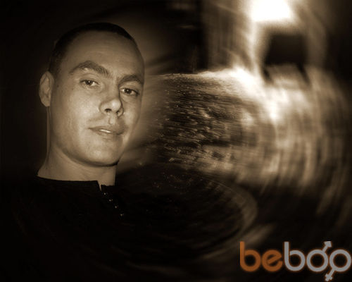  ,   Lars, 45 ,   , 