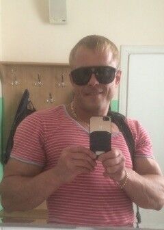  14219686  Oleg, 46 ,    