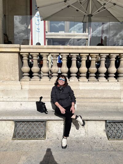  Belsize Park,   Irina, 60 ,     , c 