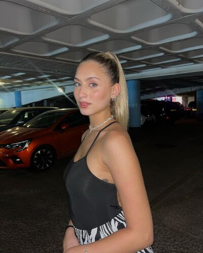  ,   EVELINE, 25 ,   ,   