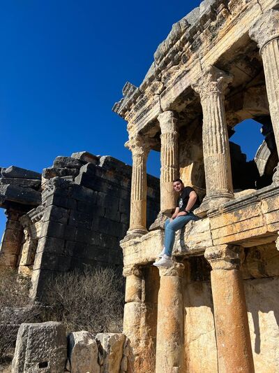  ,   Valentin, 34 ,   