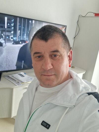  Frankfurt am Main,   Ivan, 40 ,   ,   , c 