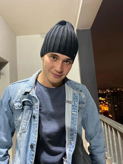  ,   Yamil, 24 ,   ,   