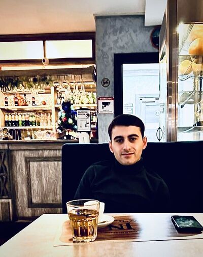  ,   Samvel, 27 ,   ,   