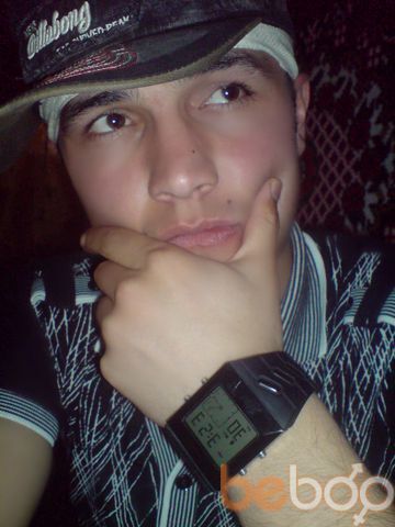  ,   Maxim, 35 ,   