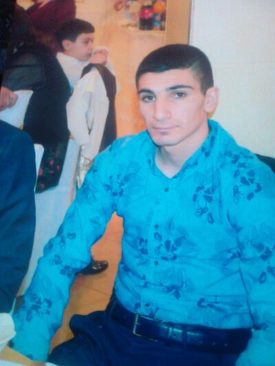  ,   Artur, 30 ,   ,   