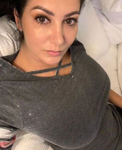  ,   Angelina, 41 ,   ,   , c 