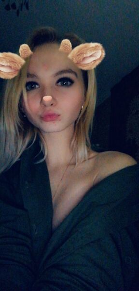  ,   Alexa, 24 ,   