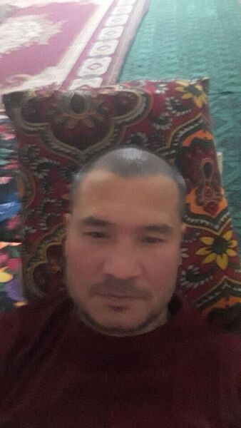  ,   Artur, 41 ,   ,   