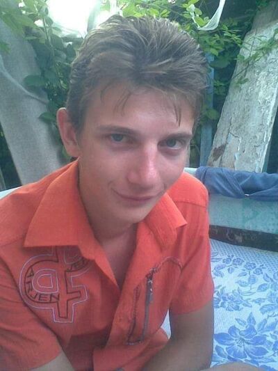  ,   Freddie, 37 ,   ,   