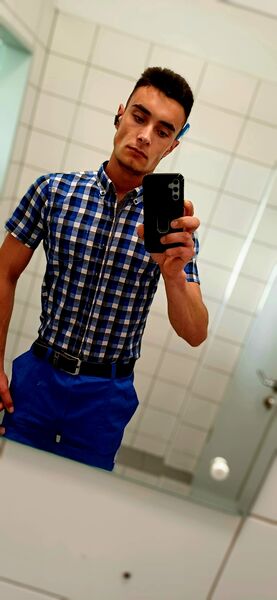  ,   Victor, 22 ,     , c 