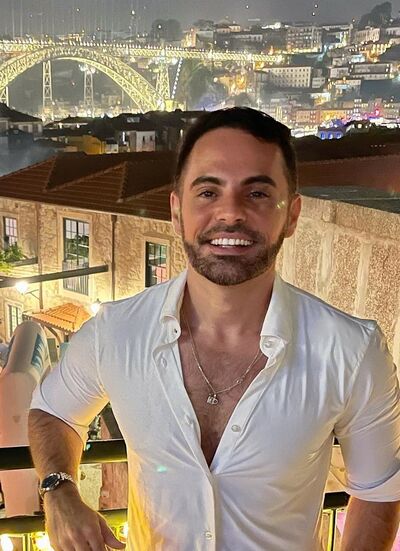  ,   Artem, 35 ,   ,   