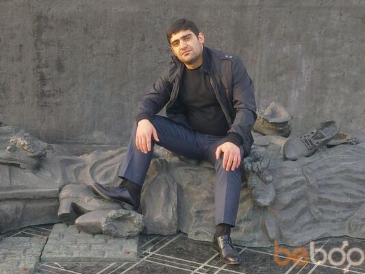  ,   Zaur, 38 ,  