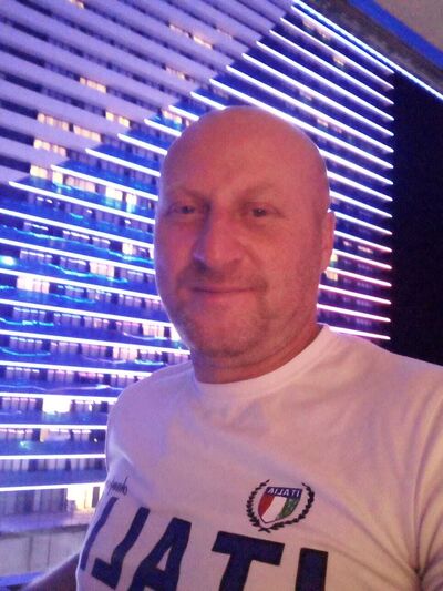  ,   Karleone, 44 ,   ,   