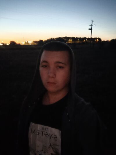  Porec,   Dima, 19 ,   ,   