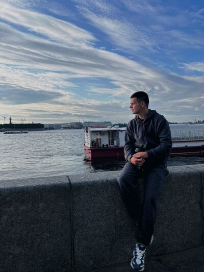  ,   Vladimir, 25 ,   ,   