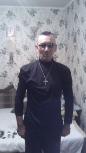 ,   Adam, 40 ,   