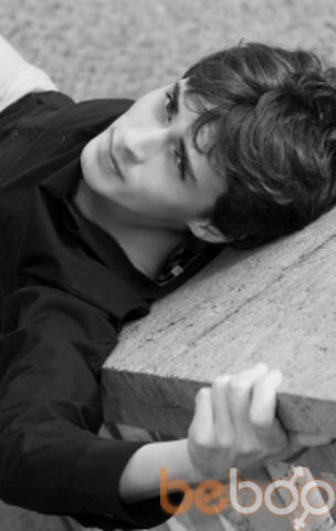  1199586  Petr, 36 ,    
