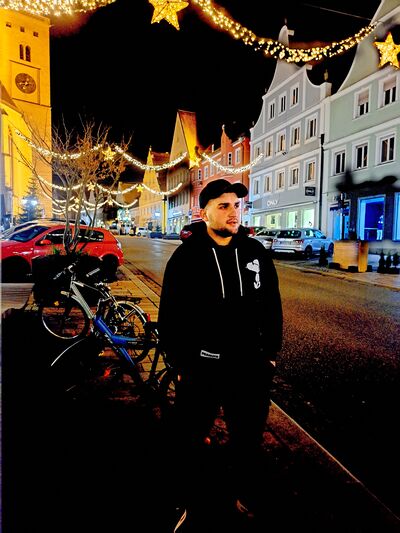  Bad Hersfeld,   Juba, 25 ,   ,   