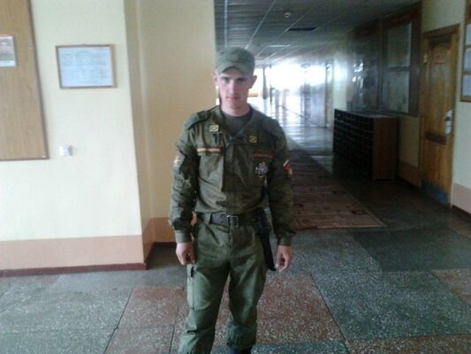  ,   Maksim, 31 ,   
